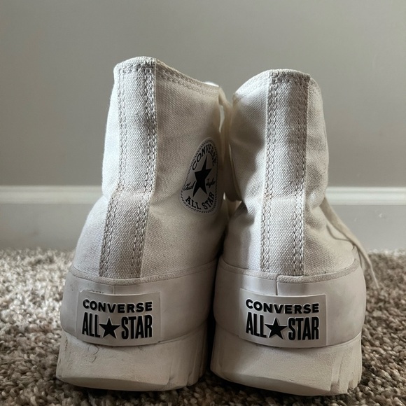 White Converse All Star Chuck Taylor Lugged 2.0 - Picture 7 of 8